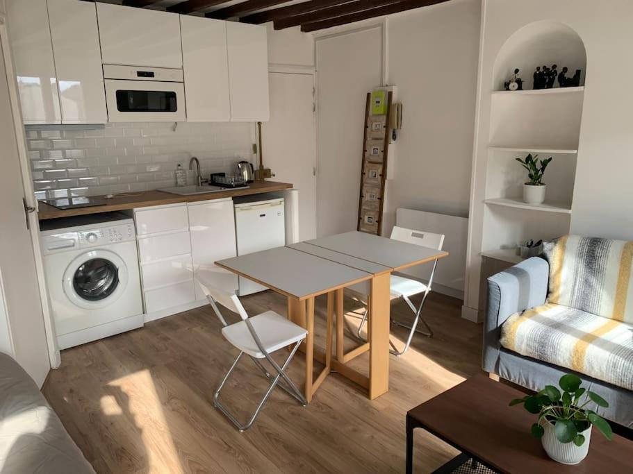 Studio Lumineux, Refait A Neuf, Metro Jourdain Paris Exteriör bild